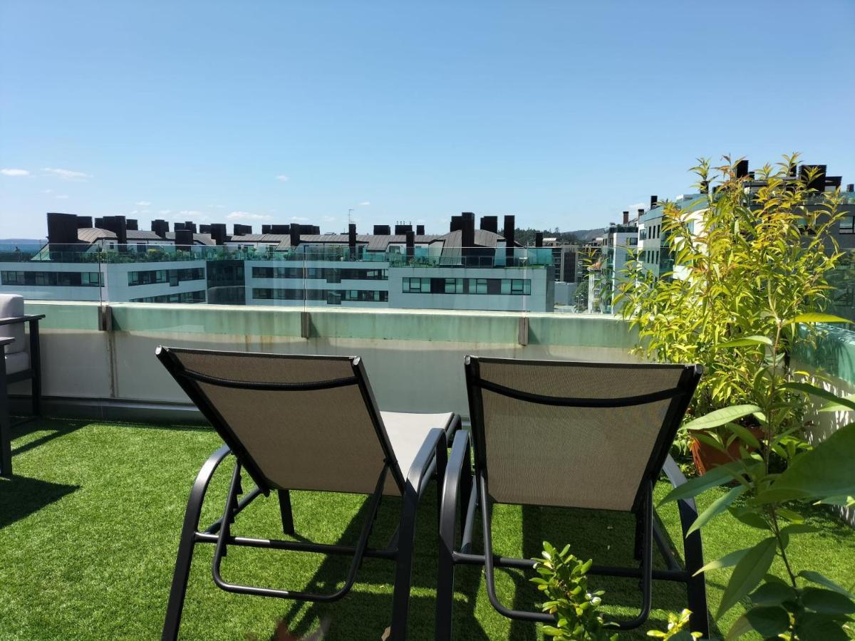 Preciosa Habitacionsuite En Atico Con Terraza II Santiago de Compostela Kültér fotó