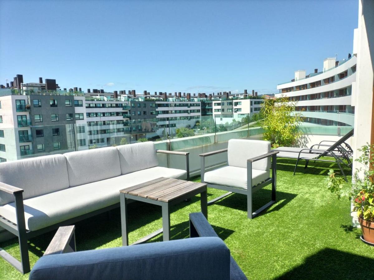 Preciosa Habitacionsuite En Atico Con Terraza II Santiago de Compostela Kültér fotó